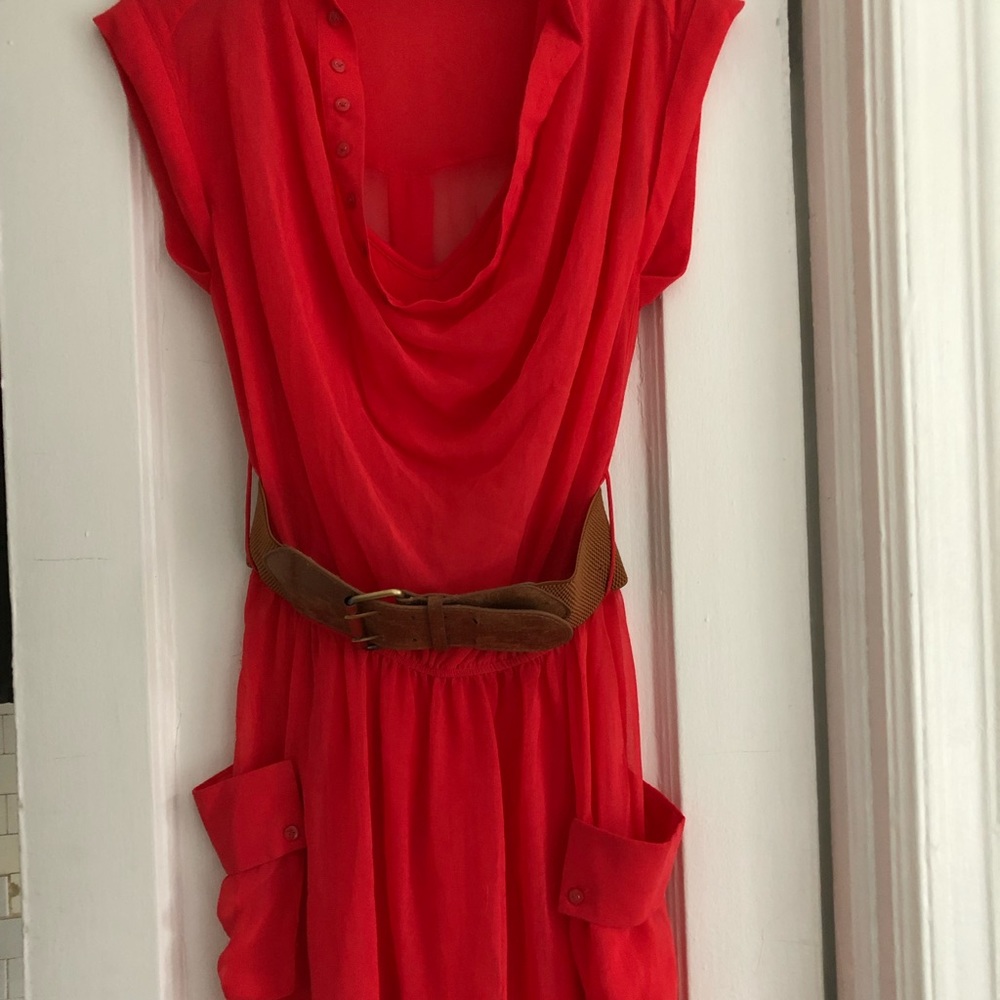 Fun and short red dress with belt!